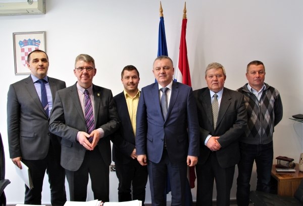 Slika /arhiva_gospodarstvo/public/images/Međimurje_brodice_naslovna_.jpg
